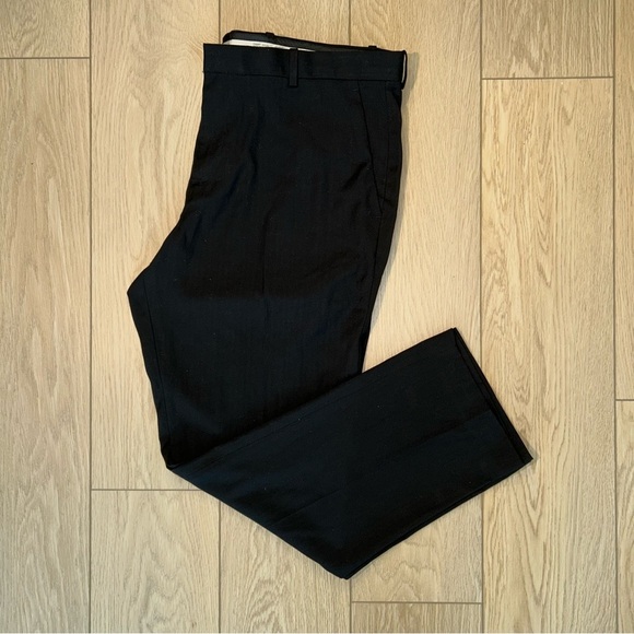 Perry Ellis Slim Fit Dress Pants - Picture 3 of 3